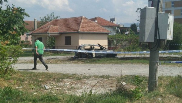 ПОВРЕЂЕНИ ПРЕБАЦИВАО БОМБУ: Нови детаљи о експлозији у подгоричком насељу Забјело ПОВРЕЂЕНИ ПРЕБАЦИВАО БОМБУ: Нови детаљи о експлозији у подгоричком насељу Забјело