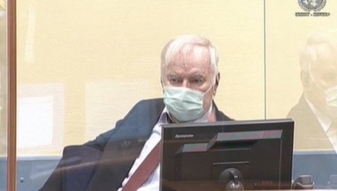 СКАНДАЛ У ХАГУ: Генерала Младића осудили на основу туђих пресуда и без ваљаних доказа СКАНДАЛ У ХАГУ: Генерала Младића осудили на основу туђих пресуда и без ваљаних доказа