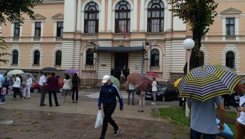 ЕПИДЕМИЈА КОРОНЕ У ШУМАДИЈИ: Још 116 новооболелих од вируса ЕПИДЕМИЈА КОРОНЕ У ШУМАДИЈИ: Још 116 новооболелих од вируса