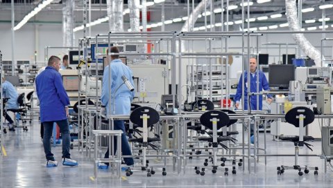 ПРОИЗВОДЊА СЕ ИЗ АЗИЈЕ ВРАЋА У ЕВРОПУ: Циркуларна економија смањује зависност од спољних шокова ПРОИЗВОДЊА СЕ ИЗ АЗИЈЕ ВРАЋА У ЕВРОПУ: Циркуларна економија смањује зависност од спољних шокова