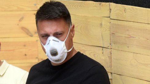 УЖЕЛЕО САМ СЕ ПУБЛИКЕ: Глумац Андрија Милошевић о повратку позоришног живота и новом ТВ пројекту УЖЕЛЕО САМ СЕ ПУБЛИКЕ: Глумац Андрија Милошевић о повратку позоришног живота и новом ТВ пројекту