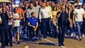 МИРНО И ДОСТОЈАНСТВЕНО У ОДБРАНИ СВЕТИЊА: И Будвани у литији подршке СПЦ (ВИДЕО) МИРНО И ДОСТОЈАНСТВЕНО У ОДБРАНИ СВЕТИЊА: И Будвани у литији подршке СПЦ (ВИДЕО)