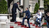 ДОДИК ПОСЛЕ САСТАНКА СА ВУЧИЋЕМ: Захвалан сам на подршци која стиже из Србије за РС ДОДИК ПОСЛЕ САСТАНКА СА ВУЧИЋЕМ: Захвалан сам на подршци која стиже из Србије за РС