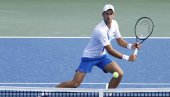 NOVAK OPET ISPISAO ISTORIJU: Đoković posle preokreta osvojio 35. masters titulu NOVAK OPET ISPISAO ISTORIJU: Đoković posle preokreta osvojio 35. masters titulu