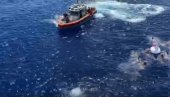 ПОТОНУО БРОД: Настрадало 12 морнара, потрага за још четворо несталих