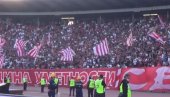 И ДЕЛИЈЕ ПРОТИВ МИЛА: Навијачи Црвене звезде послали поруку Ђукановићу (ФОТО) И ДЕЛИЈЕ ПРОТИВ МИЛА: Навијачи Црвене звезде послали поруку Ђукановићу (ФОТО)