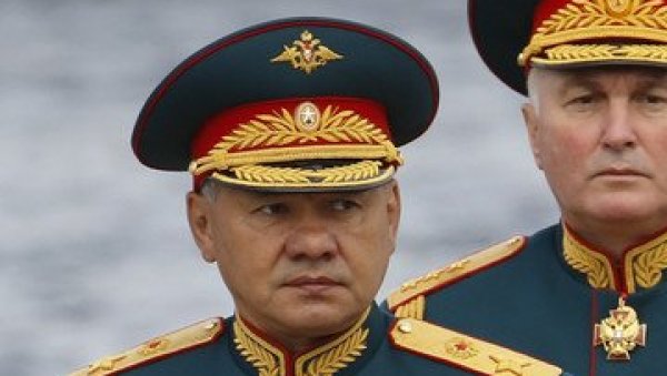 ХОЋЕ ДА НАНЕСУ ПОРАЗ РУСИЈИ И УГРОЗЕ КИНУ Шојгу: Запад је већ био спреман за рат са Москвом ХОЋЕ ДА НАНЕСУ ПОРАЗ РУСИЈИ И УГРОЗЕ КИНУ Шојгу: Запад је већ био спреман за рат са Москвом