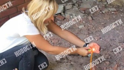 ИСПОВЕСТ СЕСТРЕ КОЈОЈ ЈЕ БРАТ ПОГИНУО НА КОШАРАМА: Кад сам видела слику новинарке Новости како пали свећу, сузе су ми кренуле ИСПОВЕСТ СЕСТРЕ КОЈОЈ ЈЕ БРАТ ПОГИНУО НА КОШАРАМА: Кад сам видела слику новинарке Новости како пали свећу, сузе су ми кренуле