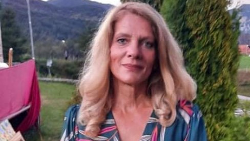 SRPKINJA IZ CRNE GORE DAN PRE IZBORA POSLALA PORUKU MILU: Sve ste mi uzeli, a sad kažete da u ovoj zemlji nema mesta za nas (FOTO) SRPKINJA IZ CRNE GORE DAN PRE IZBORA POSLALA PORUKU MILU: Sve ste mi uzeli, a sad kažete da u ovoj zemlji nema mesta za nas (FOTO)