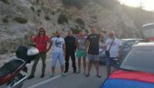 TREBINJCI BLOKIRALI PUT KA CRNOJ GORI: Ne damo da bruka ide iz Hercegovine TREBINJCI BLOKIRALI PUT KA CRNOJ GORI: Ne damo da bruka ide iz Hercegovine