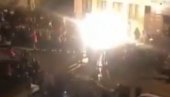 БЕРАНЕ И ЦРНА ГОРА СЛАВЕ! Грађани на улицама, песма одјекује целом земљом (ВИДЕО) БЕРАНЕ И ЦРНА ГОРА СЛАВЕ! Грађани на улицама, песма одјекује целом земљом (ВИДЕО)