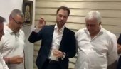 ЂУКАНОВИЋ ПАКУЈЕ КОФЕРЕ: Огласио се Марко Милачић после победе опозиције! (ВИДЕО) ЂУКАНОВИЋ ПАКУЈЕ КОФЕРЕ: Огласио се Марко Милачић после победе опозиције! (ВИДЕО)