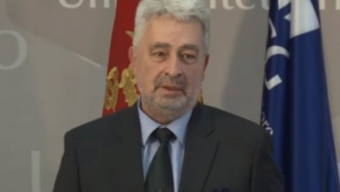 ПОЧИЊЕ НОВИ ДАН У ЦРНОЈ ГОРИ: Кривокапић - Ово је најбоље решење за власт у Црној Гори ПОЧИЊЕ НОВИ ДАН У ЦРНОЈ ГОРИ: Кривокапић - Ово је најбоље решење за власт у Црној Гори