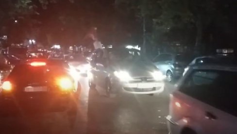 DPS IZGUBIO TIVAT NAKON 24 GODINE! Milova stranka izgubila rejting na svim biračkim mestima, narod slavi DPS IZGUBIO TIVAT NAKON 24 GODINE! Milova stranka izgubila rejting na svim biračkim mestima, narod slavi