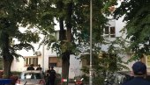 UŽAS U BEOGRADU: Dete palo sa petog sprata zgrade na Paliluli UŽAS U BEOGRADU: Dete palo sa petog sprata zgrade na Paliluli