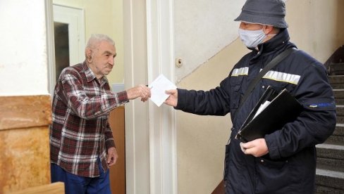 MINIMALAC ZAGARANTOVAN SAMO U SRBIJI: Oko 49.500 korisnika prima naše penzije u državama bivše Jugoslavije, deo njih najniže MINIMALAC ZAGARANTOVAN SAMO U SRBIJI: Oko 49.500 korisnika prima naše penzije u državama bivše Jugoslavije, deo njih najniže