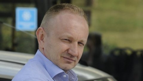 КЕСАР И МИРКОВИЋ: Обрадовић ради искључиво по налогу Ђиласа КЕСАР И МИРКОВИЋ: Обрадовић ради искључиво по налогу Ђиласа