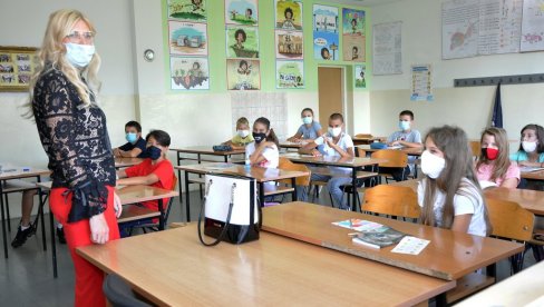 POZNAT TAČAN BROJ ZARAŽENIH UČENIKA I NASTAVNIKA U ŠKOLAMA: Darija Kisić Tepavčević o koroni među đacima POZNAT TAČAN BROJ ZARAŽENIH UČENIKA I NASTAVNIKA U ŠKOLAMA: Darija Kisić Tepavčević o koroni među đacima