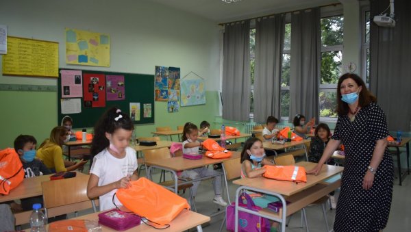 У КИКИНДСКИМ ШКОЛАМА 443 ПРВАКА: Септембар другачији од свих претходних У КИКИНДСКИМ ШКОЛАМА 443 ПРВАКА: Септембар другачији од свих претходних