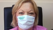 DIREKTORKA SAŠILA MASKE I POKLONILA ĐACIMA: Lep gest u osnovnoj školi kod Čačka DIREKTORKA SAŠILA MASKE I POKLONILA ĐACIMA: Lep gest u osnovnoj školi kod Čačka