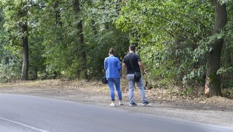 РЕАНИМАЦИЈА НИЈЕ ПОМОГЛА: Детаљи саобраћајне несреће на Миљаковцу у којој је страдао отац, а повређен син РЕАНИМАЦИЈА НИЈЕ ПОМОГЛА: Детаљи саобраћајне несреће на Миљаковцу у којој је страдао отац, а повређен син