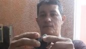 У ОВОМ ГРАДУ ПАРЕ ПАДАЈУ СА НЕБА: Хиљаде људи похрило да јури необично камење! (ВИДЕО) У ОВОМ ГРАДУ ПАРЕ ПАДАЈУ СА НЕБА: Хиљаде људи похрило да јури необично камење! (ВИДЕО)