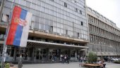 PAKETIĆI ZA NEZBRINUTU DECU: Studenti Mašinskog fakulteta pripremaju poklone PAKETIĆI ZA NEZBRINUTU DECU: Studenti Mašinskog fakulteta pripremaju poklone