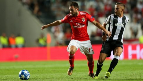 BRUTALNA OSVETA: PAOK izbacio Benfiku, Andrija Živković strelac, ispao i AZ (VIDEO) BRUTALNA OSVETA: PAOK izbacio Benfiku, Andrija Živković strelac, ispao i AZ (VIDEO)