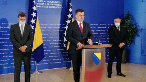 САСТАНАК ПРЕДСЕДАВАЈУЋЕГ САВЕТА МИНИСТРА БиХ: Предложено отварање граница за странце уз обавезан тест! САСТАНАК ПРЕДСЕДАВАЈУЋЕГ САВЕТА МИНИСТРА БиХ: Предложено отварање граница за странце уз обавезан тест!