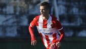 ГОЛЧИНА МАГИЧНОМ ЛЕВИЦОМ: Пројектил Звездиног детета за вођство од 1:0! (ВИДЕО) ГОЛЧИНА МАГИЧНОМ ЛЕВИЦОМ: Пројектил Звездиног детета за вођство од 1:0! (ВИДЕО)