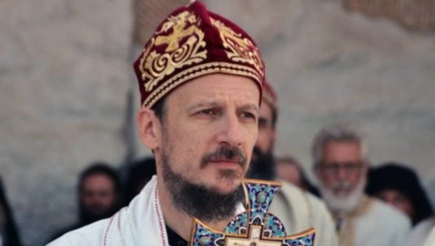 ЕПИСКОП ДИМИТРИЈЕ ОДГОВОРИО РЕИСУ КАВАЗОВИЋУ: СПЦ у Црној Гори није организовала нападе на муслимане ЕПИСКОП ДИМИТРИЈЕ ОДГОВОРИО РЕИСУ КАВАЗОВИЋУ: СПЦ у Црној Гори није организовала нападе на муслимане