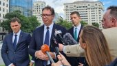 ВУЧИЋ У САД: Завршени разговори - Председник се огласио након састанка у Белој кући (ФОТО/ВИДЕО) ВУЧИЋ У САД: Завршени разговори - Председник се огласио након састанка у Белој кући (ФОТО/ВИДЕО)
