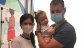 NAŠ SAN JE POSTAO STVARNOST: Mala Sofija konačno dobila najskuplji lek na svetu (FOTO) NAŠ SAN JE POSTAO STVARNOST: Mala Sofija konačno dobila najskuplji lek na svetu (FOTO)