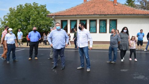 DOSTA TOGA URAĐENO: Bobovo dobilo vodovod, Proštinac školsko igralište DOSTA TOGA URAĐENO: Bobovo dobilo vodovod, Proštinac školsko igralište