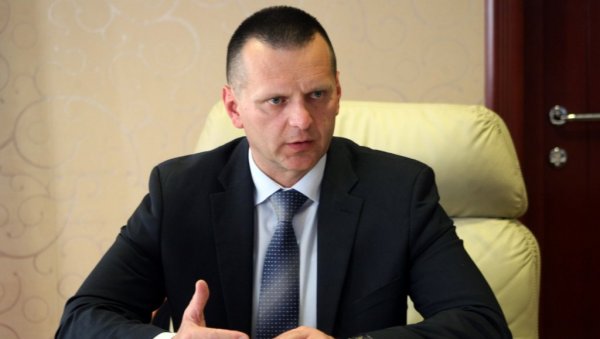ЛУКАЧ ПИСАО СЕТЛЕРУ: Цикотић изнео низ неистина ЛУКАЧ ПИСАО СЕТЛЕРУ: Цикотић изнео низ неистина