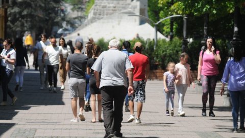 УКИНУТА ВАНРЕДНА СИТУАЦИЈА У КРАЉЕВУ: Корона под контролом УКИНУТА ВАНРЕДНА СИТУАЦИЈА У КРАЉЕВУ: Корона под контролом