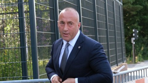 НОВАЦ НАТОПЉЕН КРВЉУ: Харадинај пријавио колико има пара - злочинац се купа у еврима НОВАЦ НАТОПЉЕН КРВЉУ: Харадинај пријавио колико има пара - злочинац се купа у еврима