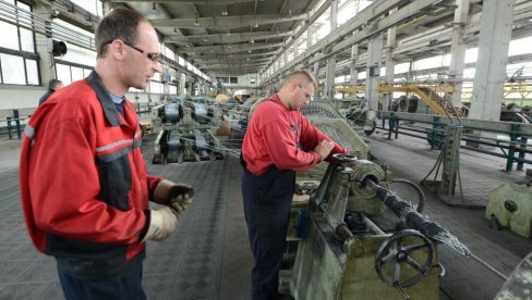 УПРКОС ТЕШКОЋАМА, 1.000 НОВИХ РАДНИХ МЕСТА: Рекордан број запослених у Новом Саду, повећање искључиво у приватном сектору УПРКОС ТЕШКОЋАМА, 1.000 НОВИХ РАДНИХ МЕСТА: Рекордан број запослених у Новом Саду, повећање искључиво у приватном сектору