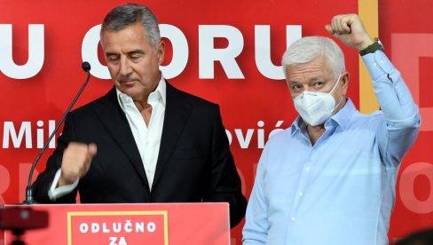 MILOVI BRIŠU PRLJAVE TRAGOVE: Opoziciji se žuri da formira vlast i smiri uzavrele tenzije MILOVI BRIŠU PRLJAVE TRAGOVE: Opoziciji se žuri da formira vlast i smiri uzavrele tenzije