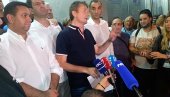 PONOVLJENI IZBORI U ŠAPCU: Darko Glišić najavio veliku pobedu naprednjaka PONOVLJENI IZBORI U ŠAPCU: Darko Glišić najavio veliku pobedu naprednjaka