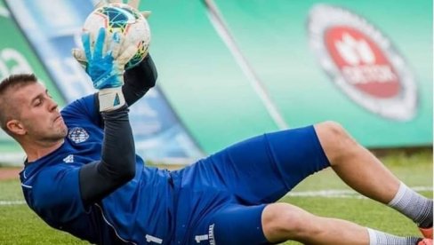 GOLMANSKE RUKAVICE ZA NEMANJU: Golman TSC Nenad Filipović darovao mladog kolegu! GOLMANSKE RUKAVICE ZA NEMANJU: Golman TSC Nenad Filipović darovao mladog kolegu!
