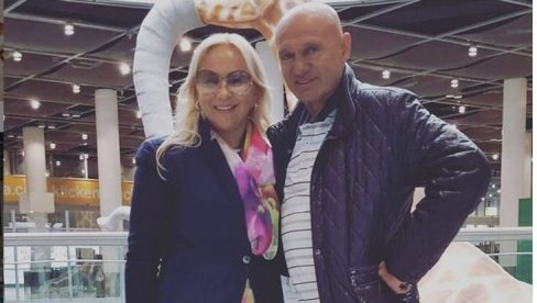 DANAS SLAVIM ŠTO SI POSTOJAO: Oglasila se Goca Šaulić prvi put na rođendan pokojnog kralja narodne muzike, njene reči teraju suze na oči DANAS SLAVIM ŠTO SI POSTOJAO: Oglasila se Goca Šaulić prvi put na rođendan pokojnog kralja narodne muzike, njene reči teraju suze na oči