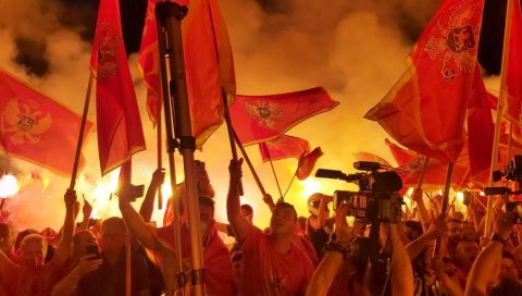 ХАЈКА КОМИТА НА БУДУЋУ ВЛАДУ: Црна Гора се суновратила у бездан примитивизма, деца ће учити екавицу! ХАЈКА КОМИТА НА БУДУЋУ ВЛАДУ: Црна Гора се суновратила у бездан примитивизма, деца ће учити екавицу!