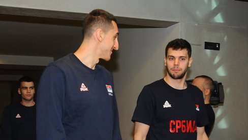 ПОТВРЂЕНЕ ЦРНЕ СЛУТЊЕ: Крај сезоне за Тодоровића ПОТВРЂЕНЕ ЦРНЕ СЛУТЊЕ: Крај сезоне за Тодоровића