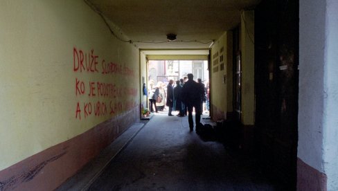 OČEKIVALI SMO DA PADNE PRVA PRESUDA: Advokati odbrane posle odluke da se ponovi suđenje za ubistvo Ćuruvije OČEKIVALI SMO DA PADNE PRVA PRESUDA: Advokati odbrane posle odluke da se ponovi suđenje za ubistvo Ćuruvije