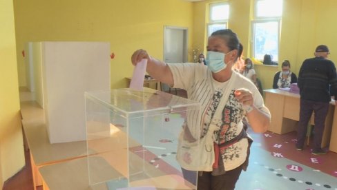 NAPREDNJACI U ŠAPCU NAJAVLJUJU: Žalba Upravnom sudu ako se ponove izbori NAPREDNJACI U ŠAPCU NAJAVLJUJU: Žalba Upravnom sudu ako se ponove izbori