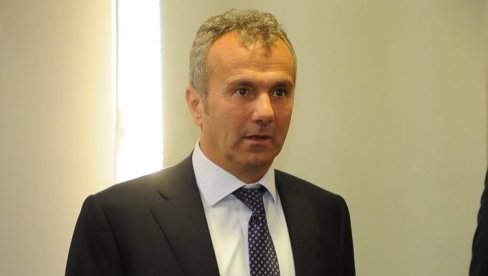 TO NISAM MOGAO DA PROPUSTIM! Savićević krenuo na sahranu Berluskonija: Grešio sam, ali on bi sve sredio TO NISAM MOGAO DA PROPUSTIM! Savićević krenuo na sahranu Berluskonija: Grešio sam, ali on bi sve sredio