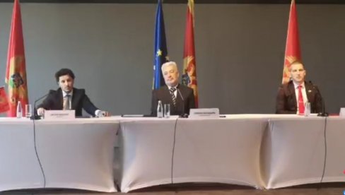 ЦРНА ГОРА НА КОРАК ДО ВЛАДЕ Лидери три коалиције потписали споразум, ево шта у њему пише ЦРНА ГОРА НА КОРАК ДО ВЛАДЕ Лидери три коалиције потписали споразум, ево шта у њему пише