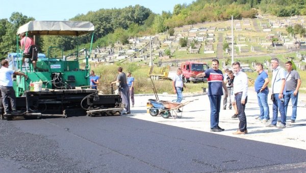 УГЉЕВИК: Пажња и за гробље УГЉЕВИК: Пажња и за гробље