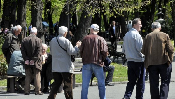 Да ли старосна граница за одлазак у ПЕНЗИЈУ МОЖЕ ДА БУДЕ ПОМЕРЕНА НА ВИШЕ ОД 65 ГОДИНА? Да ли старосна граница за одлазак у ПЕНЗИЈУ МОЖЕ ДА БУДЕ ПОМЕРЕНА НА ВИШЕ ОД 65 ГОДИНА?